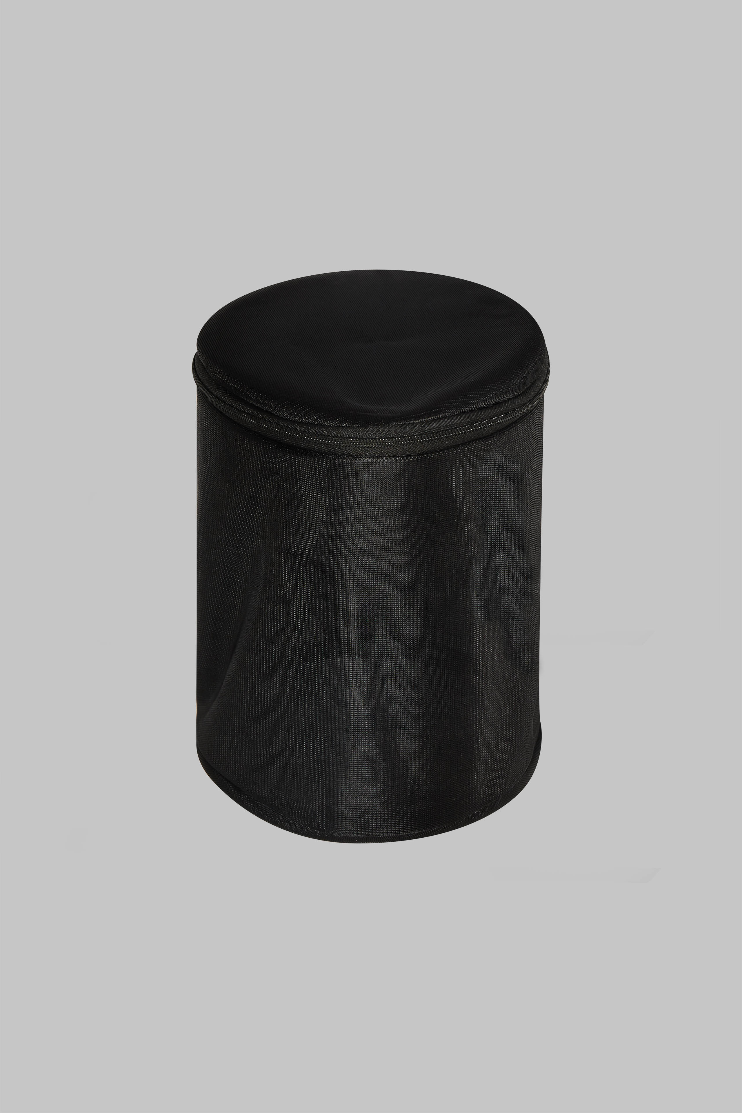 lingerie-washing-bag-round-black-maison-close